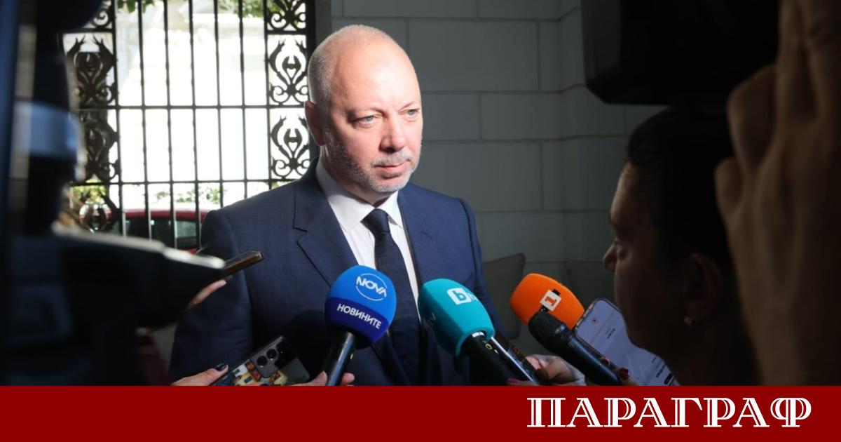 Министър председателят в оставка Росен Желязков призова за въздържаност и