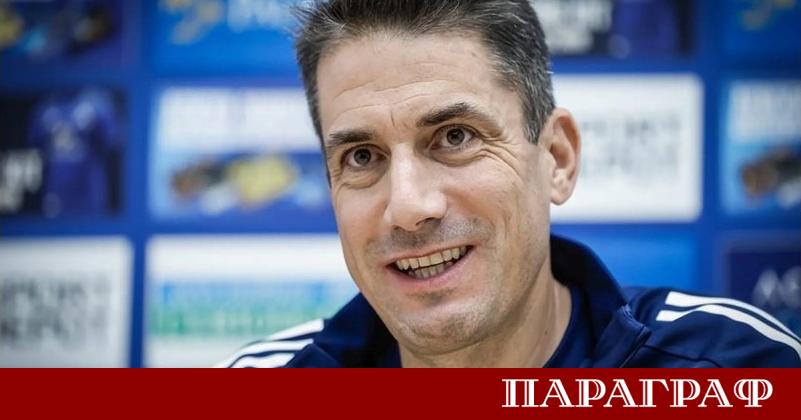 Треньорът на Левски Хулио Веласкес говори пред медиите преди предстоящия