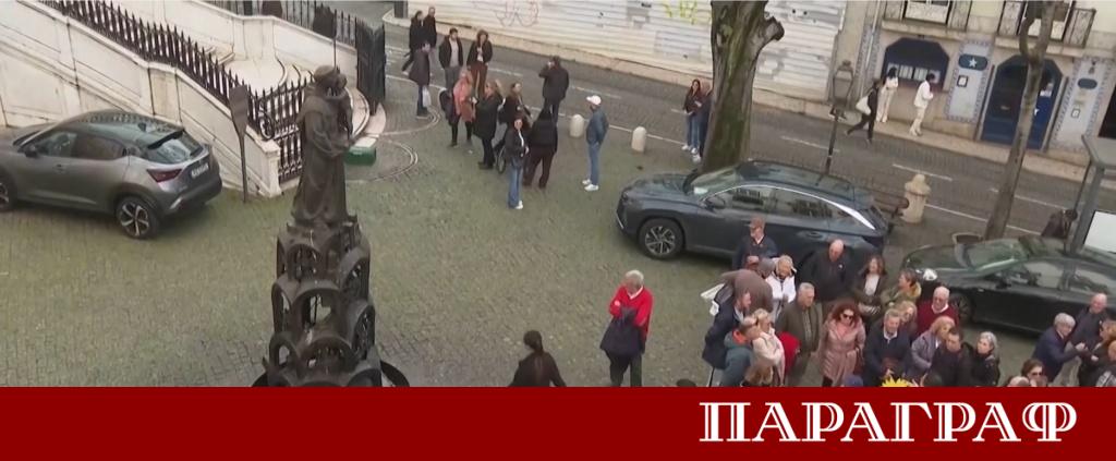 Свети Антоний от Лисабон известен още като Санто Антонио е