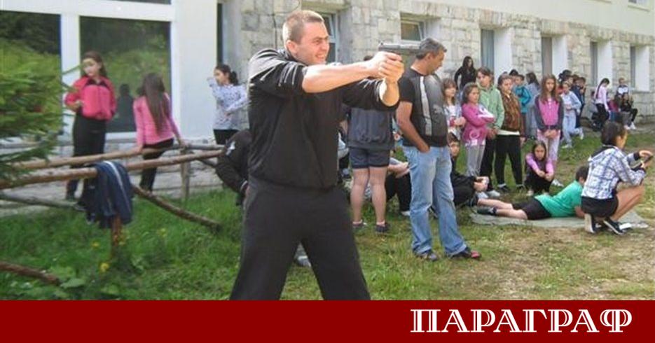 Десет години преди съвместните учения с групата на Ивайло Калушев