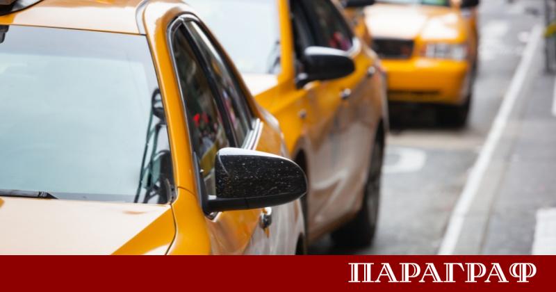 Таксиметровите шофьори в гръцката столица обявиха началото на мащабна тридневна