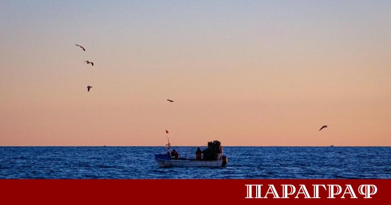 Мащабна спасителна операция се провежда в акваторията на Черно море