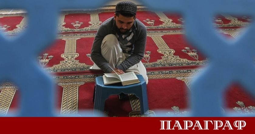 Мюсюлманите по целия свят започнаха отбелязването на свещения месец Рамазан