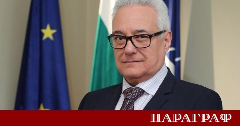 Министър председателят Андрей Гюров подписа заповедите за назначаването на двама
