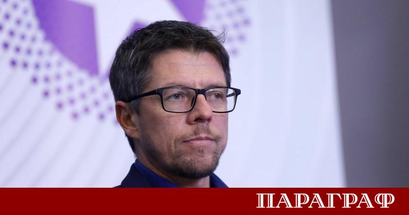 Политическото напрежение в страната ескалира веднага след полагането на клетва