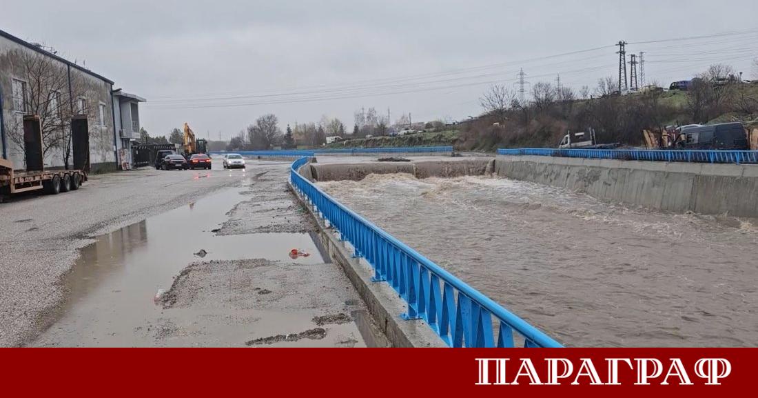 Обилни валежи през последното денонощие доведоха до значително повишаване на