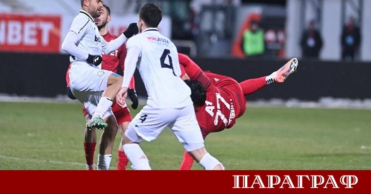 ЦСКА записа ценна победа с 1 0 срещу Славия в