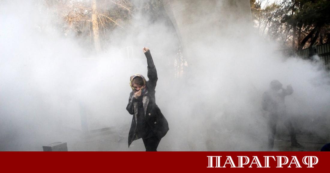 Нови протести срещу управлението в Иран избухнаха днес с началото