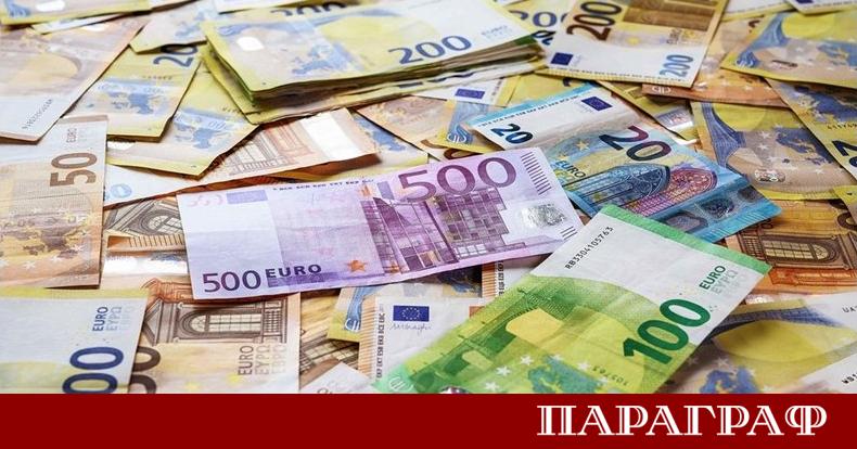 Единната европейска валута демонстрира стабилност в сутрешната търговия на борсата