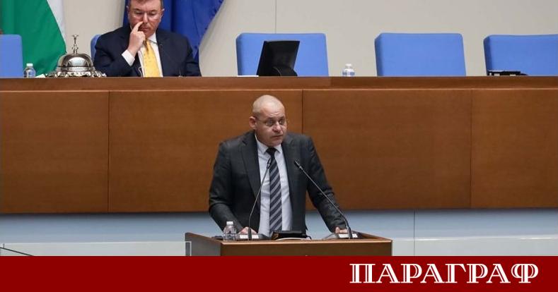 Вътрешният министър Емил Дечев предприе мащабни рокади по високите етажи