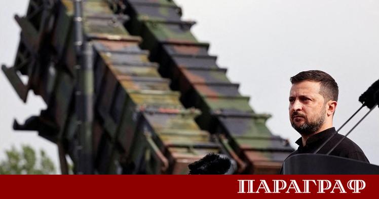 Президентът на Украйна Володимир Зеленски посети украинската Донецка област Той
