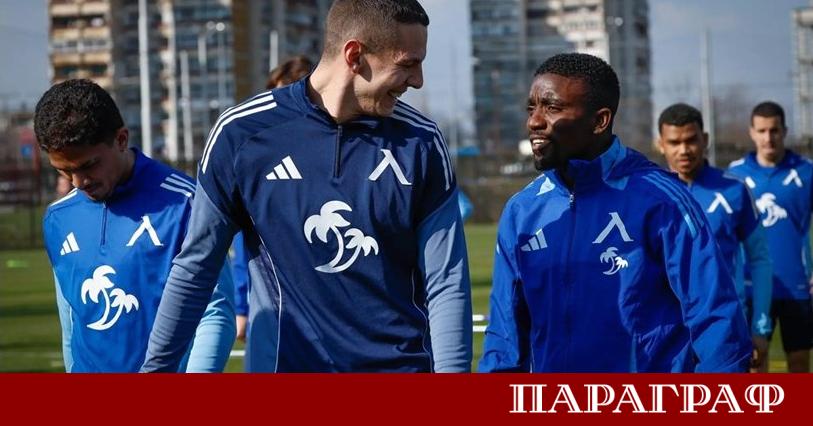 Футболистите на Левски продължават своята интензивна подготовка за предстоящото домакинство