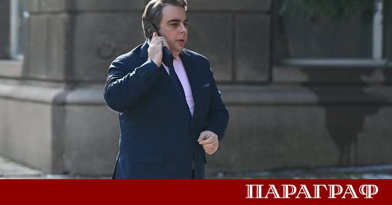 Председателят на Продължаваме промяната Асен Василев очаква сегашният парламент да