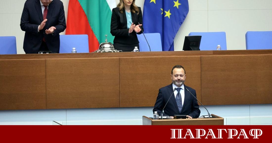 Николай Найденов официално пое управлението на Министерството на регионалното развитие