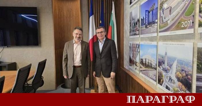 Делегация от световния строителен лидер Bouygues Construction посети централата на