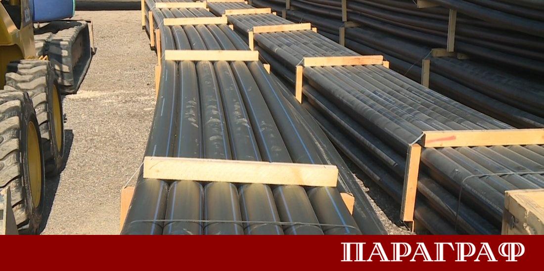 В село Яхиново започна дългоочакваната подмяна на старата водопроводна мрежа