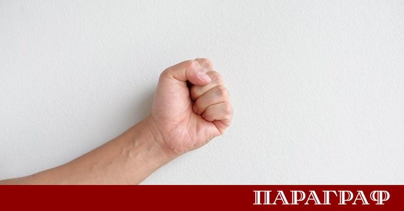 Полицията в град Троян задържа 45 годишен местен жител за проява
