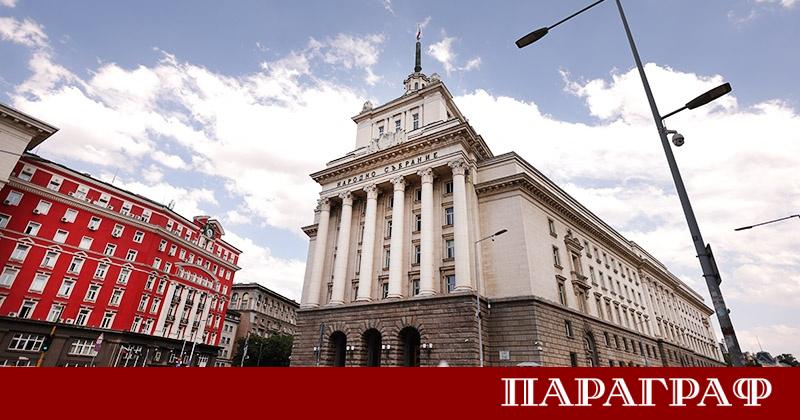 Заместник председателят на Народното събрание Костадин Ангелов свиква извънредно заседание на