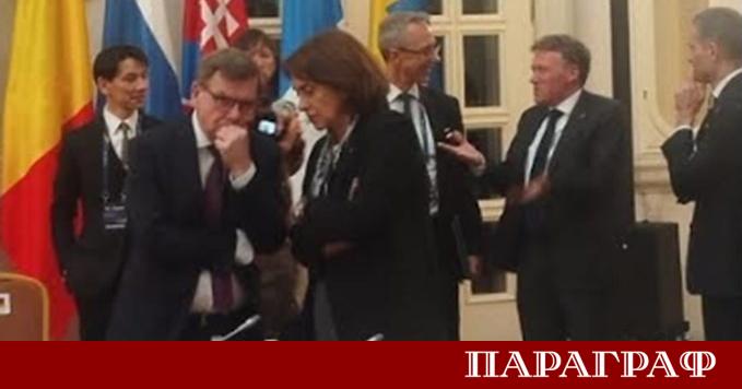 Министърът на външните работи Надежда Нейнски се срещна с федералния