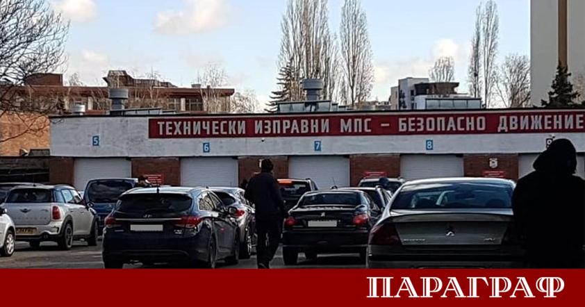 Министерството на вътрешните работи въвежда строги административни мерки спрямо регистрацията