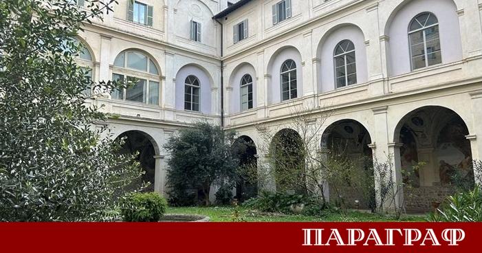 Само на няколко крачки от Пантеона се крие едно от