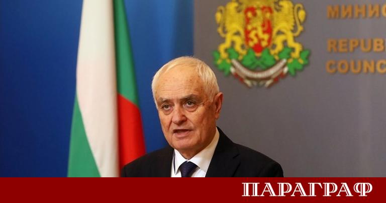 Министърът на отбраната Атанас Запрянов празнува своя 76 и рожден ден