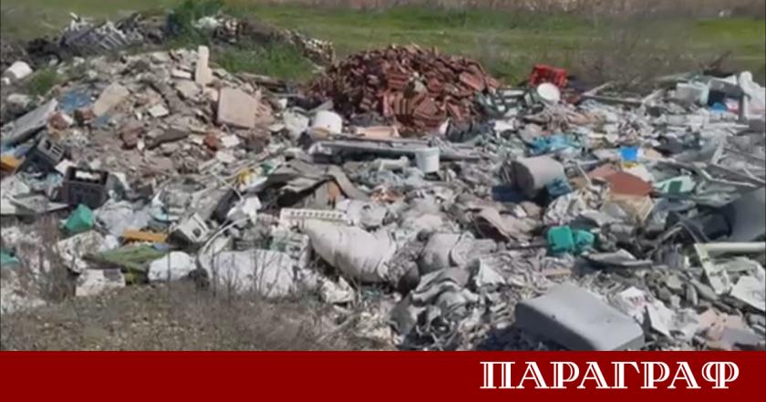 Заместник кметът по екология към Столична община Николай Неделков проверява напредъка