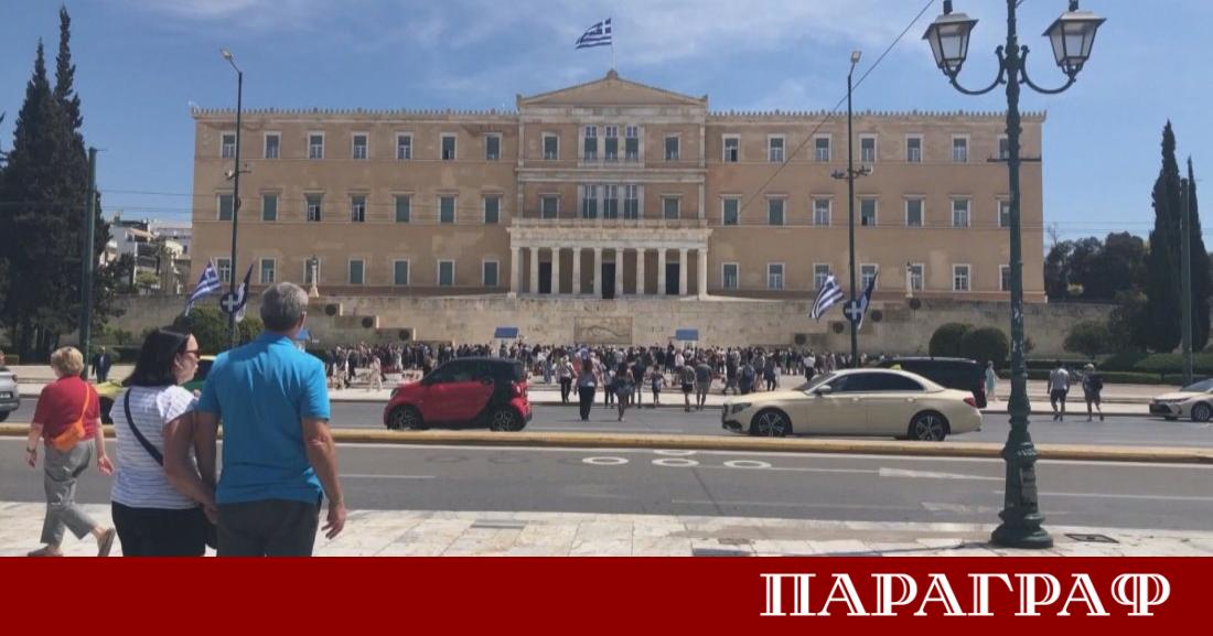 Атина предприема решителни стъпки срещу нарастващия натиск от масовия туризъм