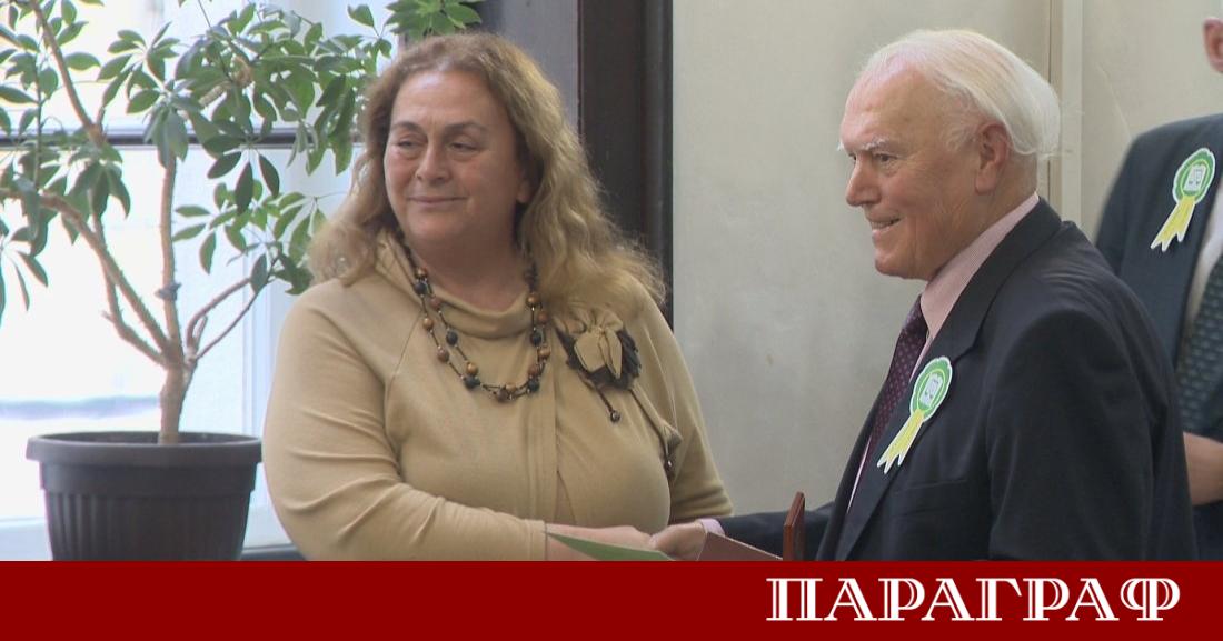 Разследващият журналист на БНТ Богдана Лазарова получи престижно отличие от