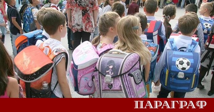 Български родители инициираха мащабна петиция за промяна в обучението по