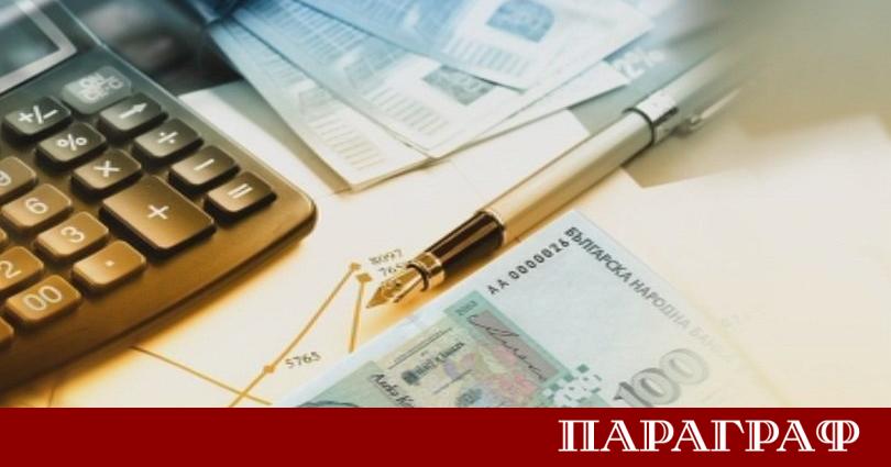 Натрупаните средства по индивидуалните партиди в универсалните и доброволните пенсионни