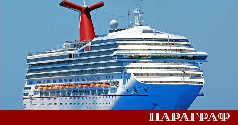 Круизният кораб MV Hondius се превърна в заложник на смъртоносна