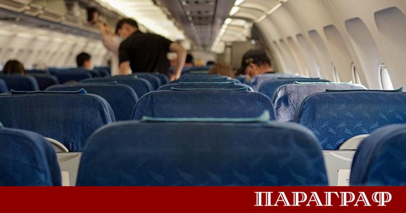 Глобалните авиокомпании предприеха драстични мерки през последните две седмици Те