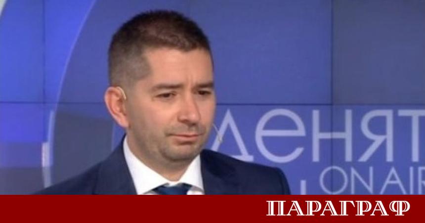 Заместник председателят на парламентарната група на Прогресивна България Слави Василев обяви