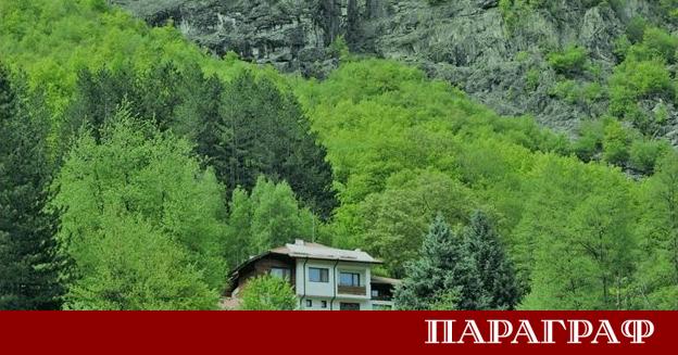 Общо 22 частни субекта управляват държавните ловни стопанства в България