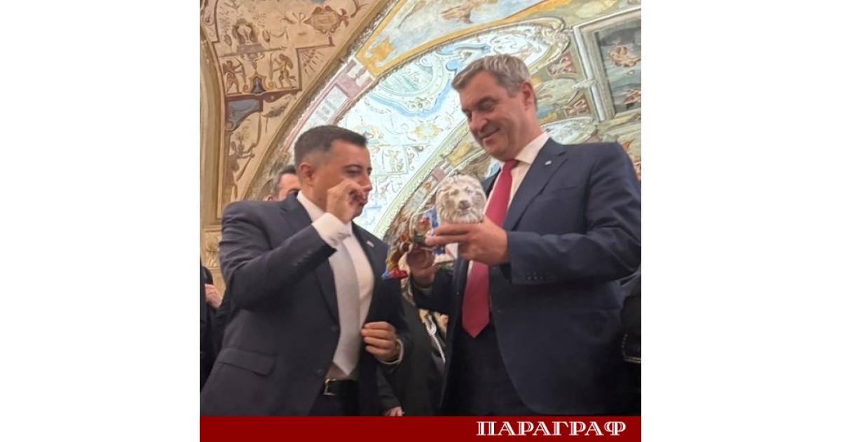 Министър председателят на Бавария Маркус Зьодер организира официална вечеря за генералните