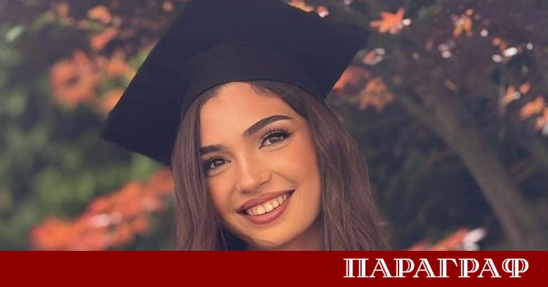 Джен зи депутатката от Демократична България Анна Бодакова официално завърши