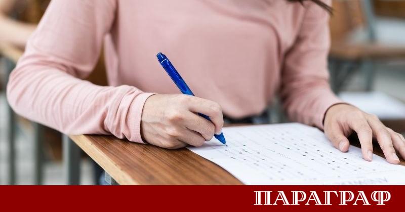 Министерството на образованието и науката публикува верните отговори на матурата