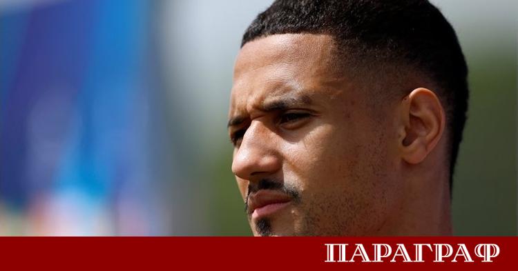 Един от основните фаворити за световната титла Франция е изправен