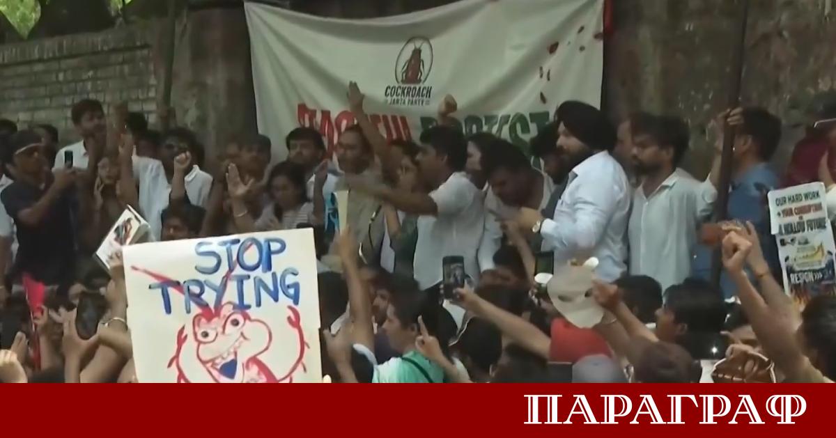 Едно онлайн движение се материализира като съвсем реална група от