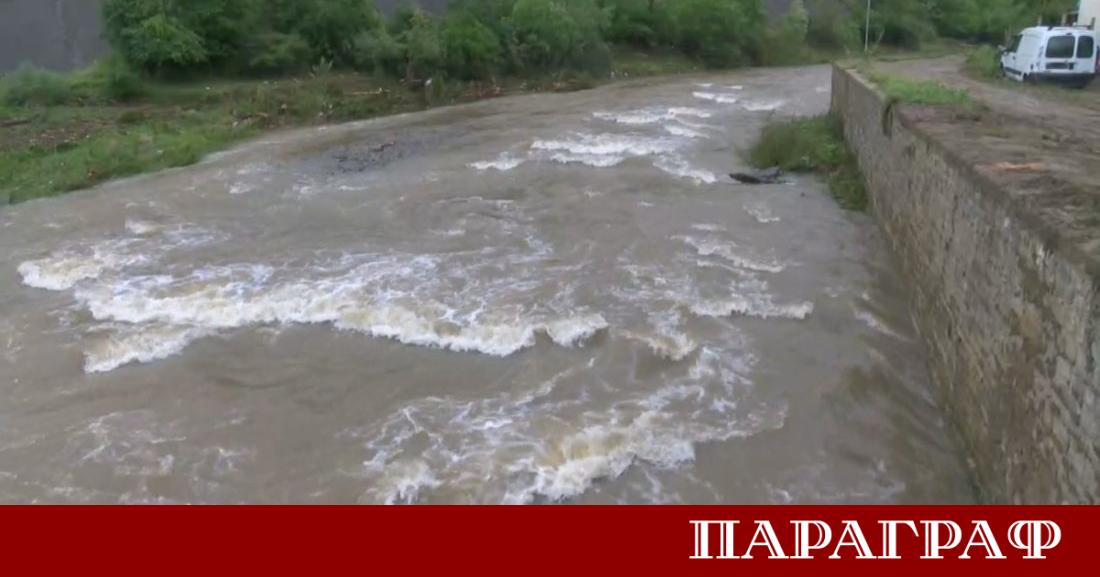 Кметът на Котел Коста Каранашев официално отмени обявеното бедствено положение