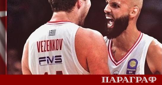 Олимпиакос постигна изключително важна победа над вечния съперник Панатинайкос със