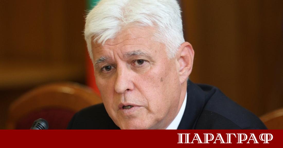 Министърът на отбраната Димитър Стоянов представи официално своите приоритети и