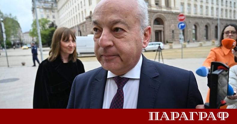 Правителството поема категоричен ангажимент да не повишава данъчната тежест в