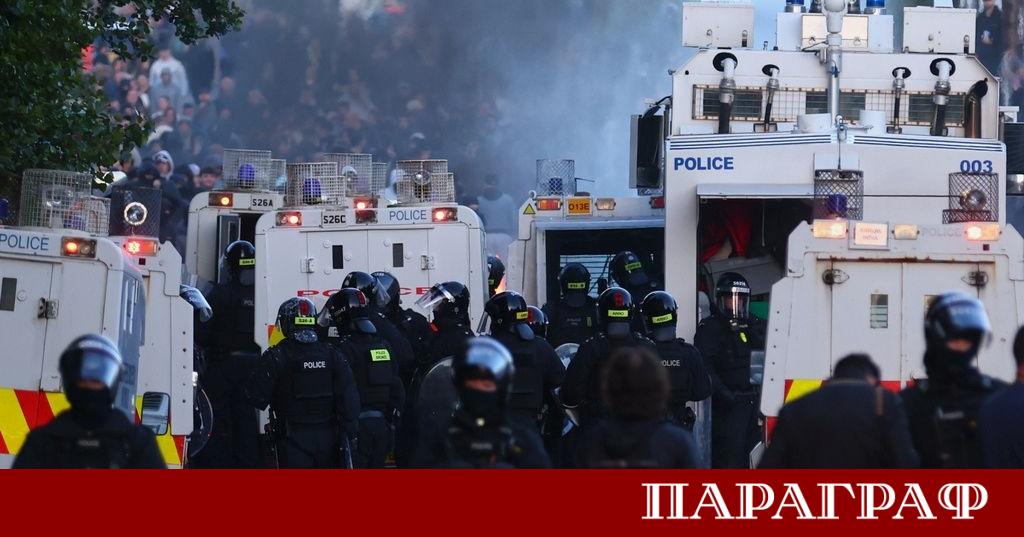 Ситуацията в Северна Ирландия остава критична след втора поредна нощ
