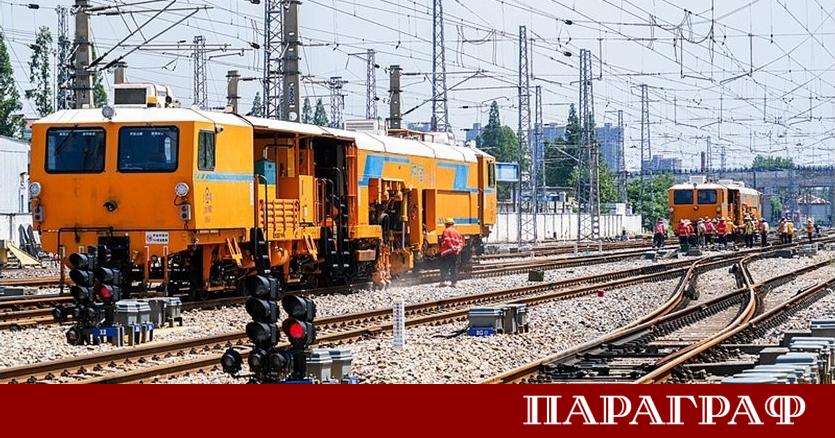 Китайската държавна железопътна група отчете нов ръст в инвестициите за