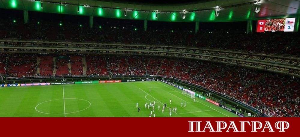 ФИФА излезе с официално обяснение за празните места по време