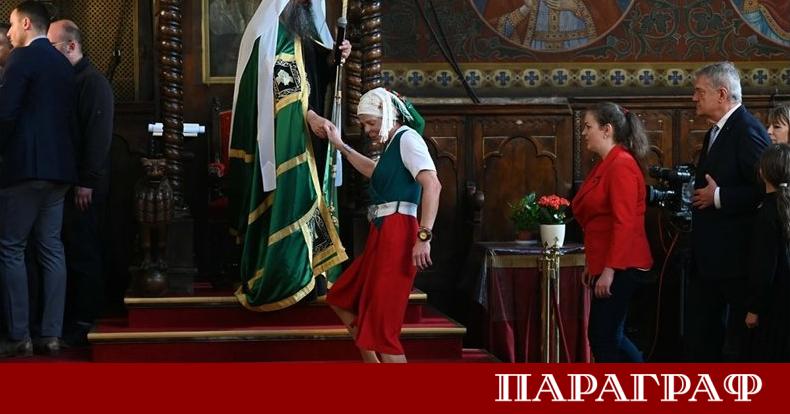Княгиня Калина и нейният съпруг Китин Муньос подкрепиха публично Шествие