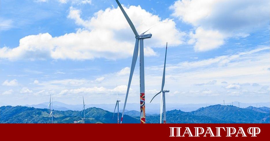 Китай постигна исторически крайъгълен камък в своята енергийна трансформация през
