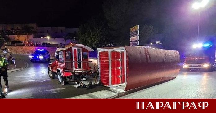 Най малко 18 души пострадаха при тежък инцидент с туристическо